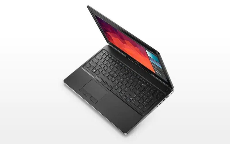 ⁦ديل بريسيجن 7520 – زي الجديد – كور i7 الجيل السابع، رام 16 جيجابايت DDR4 قابلة للتوسعة، قرص SSD سعة 512 جيجابايت، كارت AMD Radeon Pro WX 4130 بسعة 2 جيجابايت، شاشة 15.6 بوصة فائقة الوضوح⁩ - الصورة ⁦2⁩